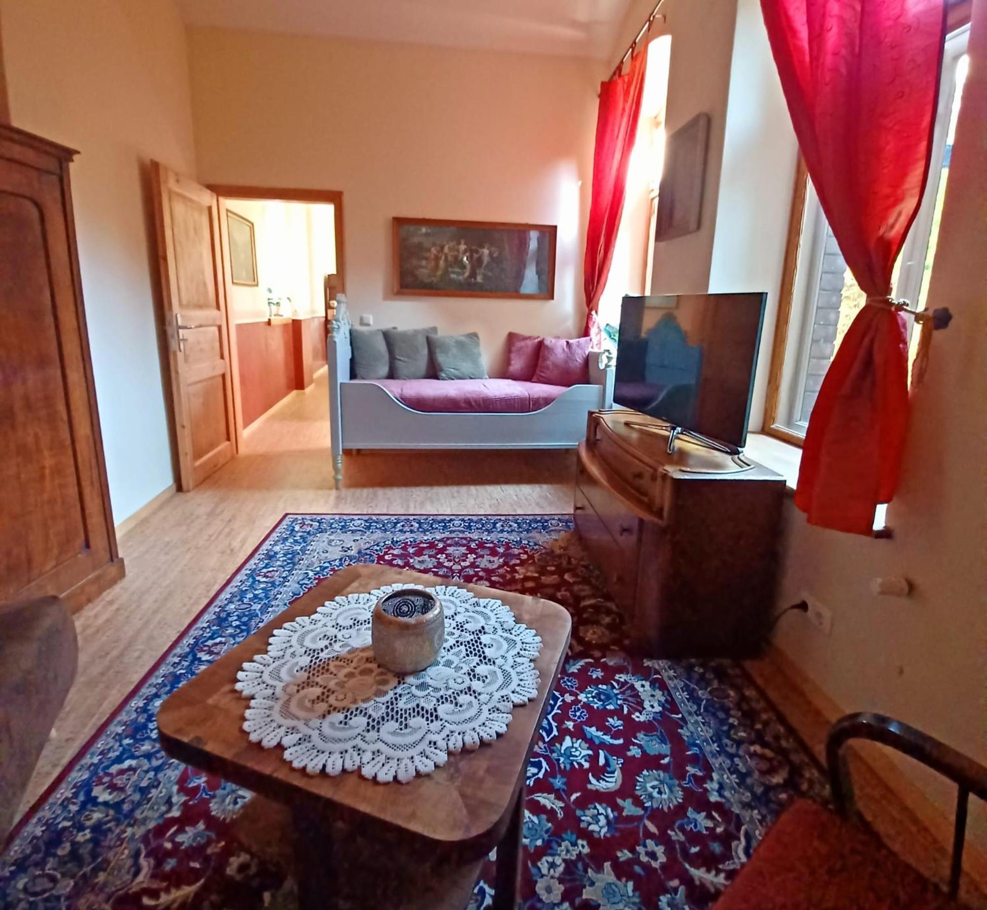 Ferienwohnung Antik Гота Экстерьер фото
